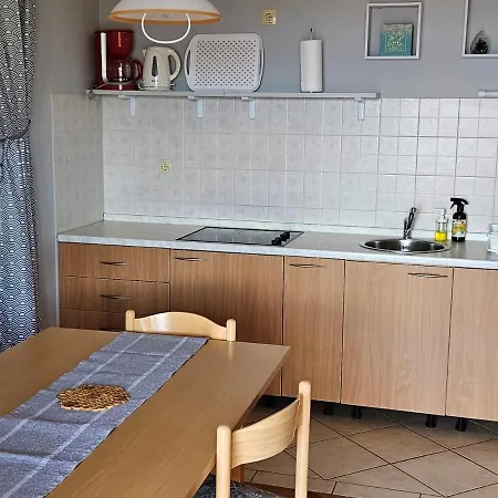 Apartments Trojak Baska  Exterior photo